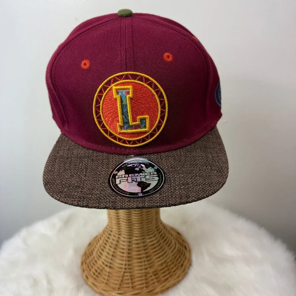 Premier Fits L Logo Maroon Snapback Hat - New